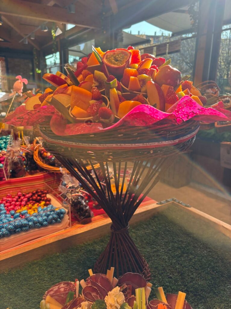 Floraly Fruits®, bouquet de fruits frais découpés des Halles Charly